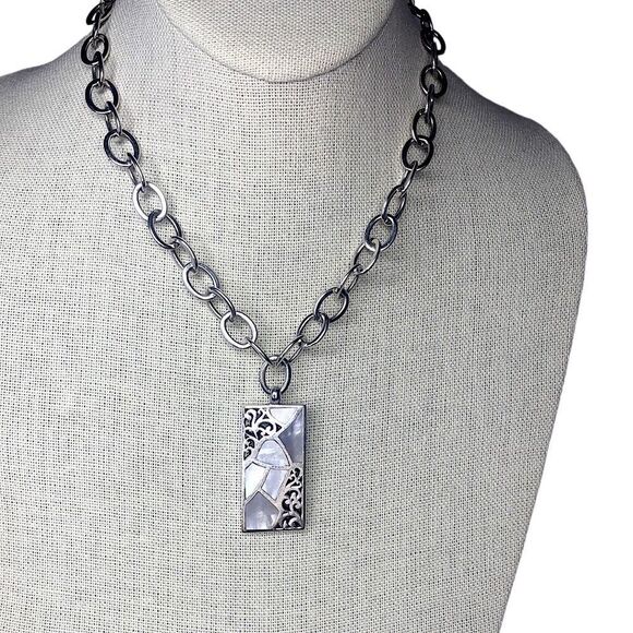 LOIS HILL Mother of Pearl Inlay Sterling Silver Cutout Rectangle Toggle Necklace - Picture 1 of 17